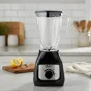 Licuadora Oster Con Vaso De Plástico 2 Vel Blstkapbrd Negro